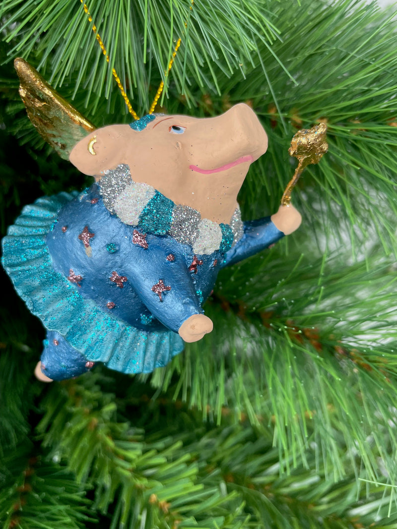 Christbaumschmuck Ballerina Schwein mit Flügeln und Stern blau-türkis 10cm hoch