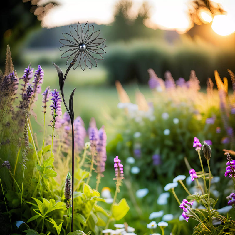 Deko Blumenstecker Blume mit silberner Kugel in der Mitte Stecker Bodenstecker Gartendeko Stab schwarz lackiert Beetstecker 90 cm hoch